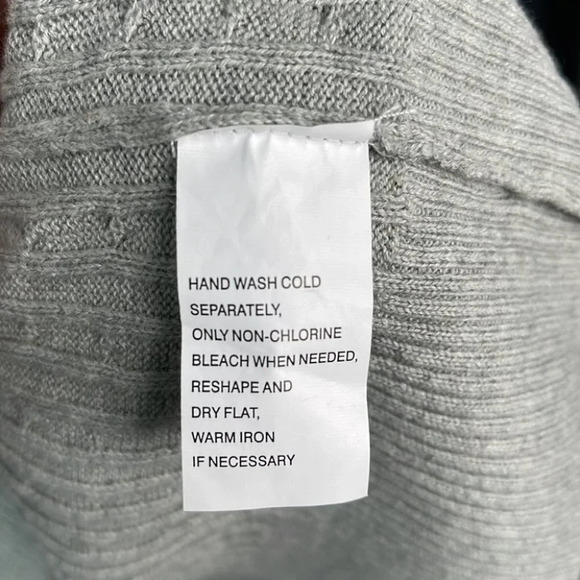 JEANNE PIERRE Cable Knit Turtleneck Sweater Grey Long Sl Lightweight Preppy M - Picture 8 of 10